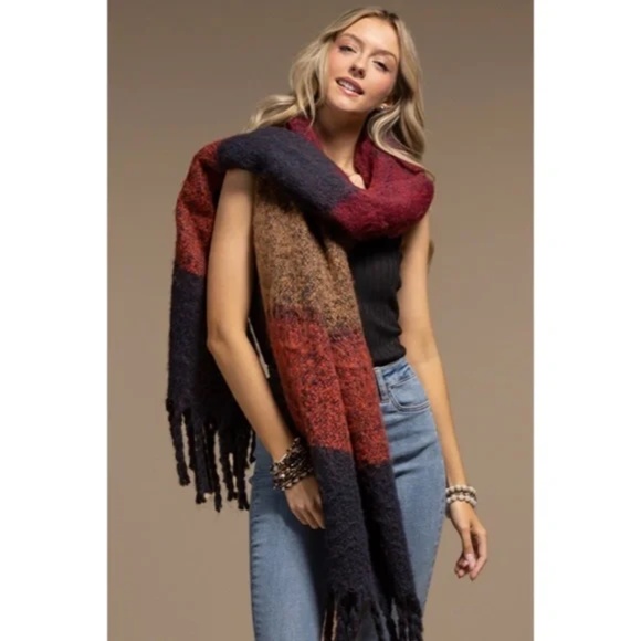 SOLD OUT Navy Multi Plush Wide Stripe Oblong Scarf Winter Women's Casual Knit - Picture 2 of 4